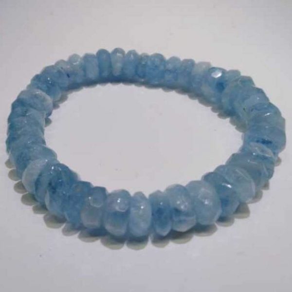nblaq08-aquamarine-bracelet-(cutting)-1522135648038.jpg