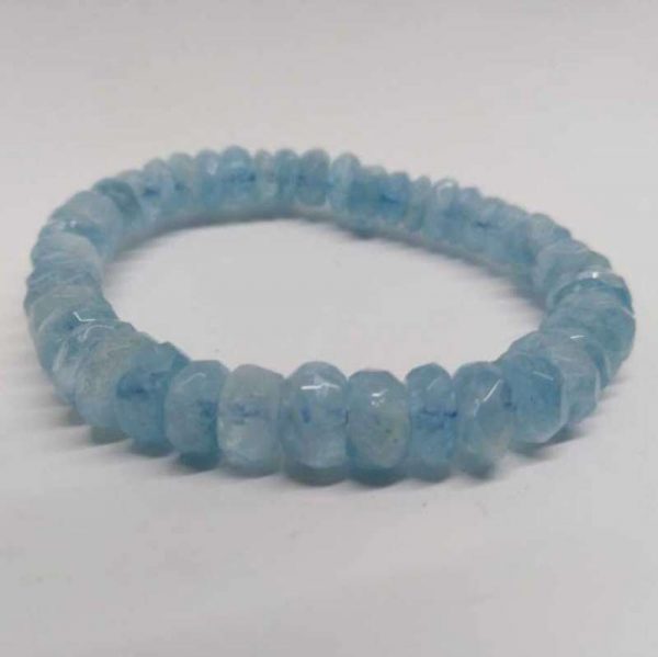 nblaq09-aquamarine-bracelet-(cutting)-1522135929621.jpg