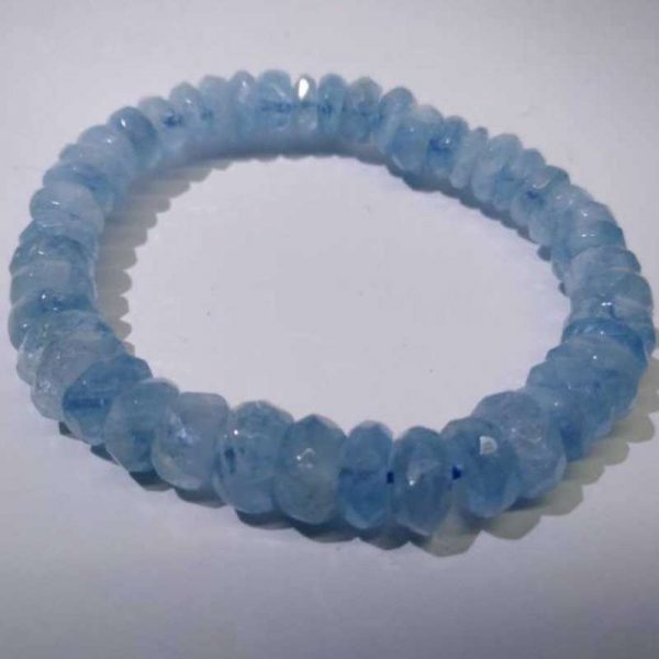 nblaq09-aquamarine-bracelet-(cutting)-1522135956053.jpg
