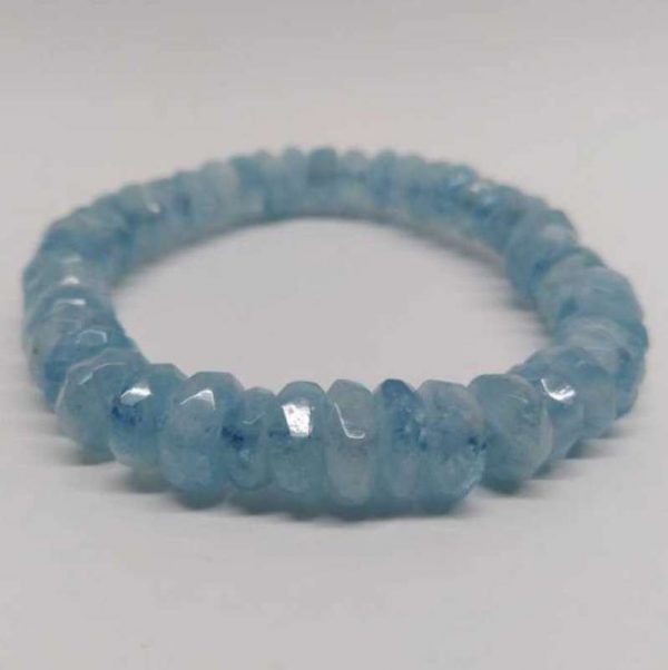 nblaq09-aquamarine-bracelet-(cutting)-1522135986024.jpg