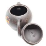 zstp149-yixing-teapot-purple-clay-(hei-jing-ni)-170-cc-1521180767850.jpg