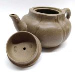 zstp150-yixing-teapot-green-clay-(liuk-ni)-270-cc-1521180338659.jpg