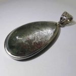 npdpt14-green-phantom-pendant-(tear-drop-shape)-1523597520017.jpg