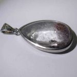 npdpt16-green-and-red-phantom-pendant-(tear-drop-shape)-1523597938537.jpg