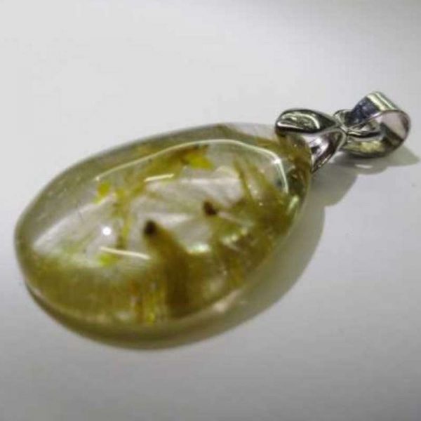 npdrt23-gold-rutilated-quartz-pendant-1528035425547.jpg