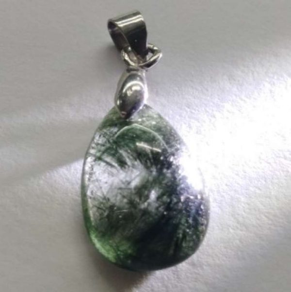 npdrt39-green-rutilated-quartz-pendant-1528116745784.jpg