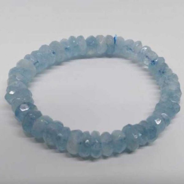 nblaq15-aquamarine-bracelet-cutting–1530616843946.jpg