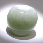 npdjd87-jade-pendant-1530535893951.jpg