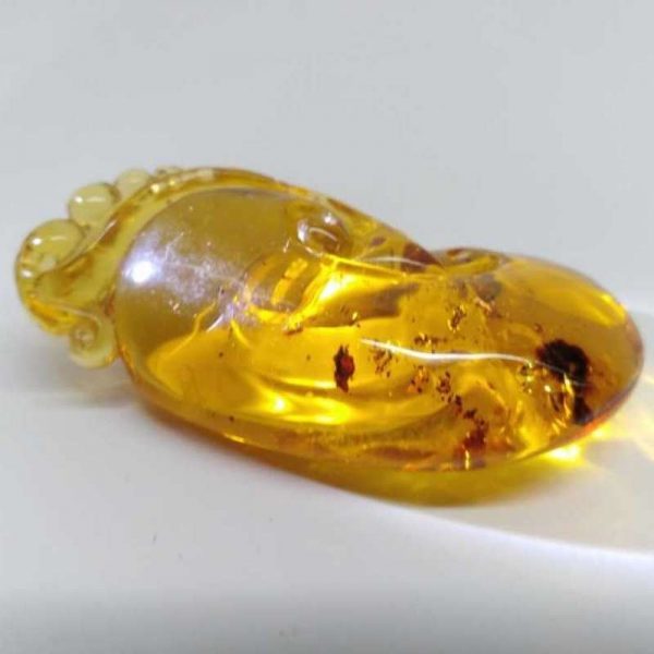 npdab21-myanmar-amber-pendant-(ru-yi)-1538458277376.jpg