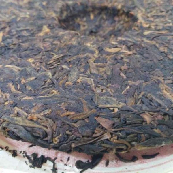 abtpeg-yunnan-puer-green-cake-chung-kwok-ren-tet-aaw-yuen-g-year–1581565750491.jpg